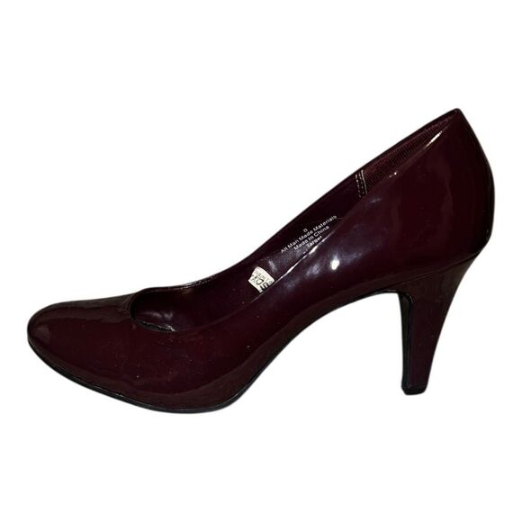 Target Merona Burgundy Maye Pumps Patent Faux Leather Heels Basic 8M EUC - Picture 3 of 10